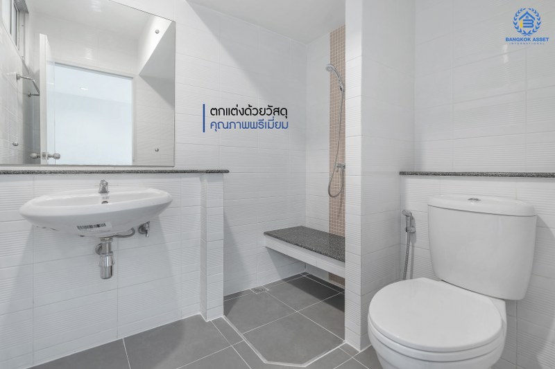 บ้านมือสองตกแต่งใหม่ ม.เดอะวิลล่า ราชพฤกษ์-ท่าอิฐ โซนต้นโครงการ  คุณภาพแบรนด์ Property Perfect  เนื้อที่ 18 ตร.ว. ฟังก์ชั่นครบ! 3 ห้องนอน 2 ห้องน้ำ บนทำเลเยี่ยมเชื่อมต่อทั้งถ.รัตนาธิเบศร์ และถ.ราชพฤกษ์ และเพียง 10 นาที ถึงรถไฟฟ้า สถานีบางรักน้อยท่าอิฐ...