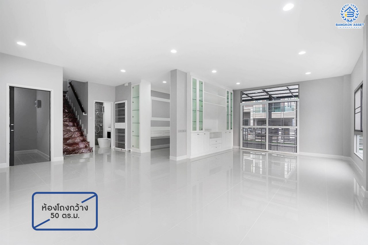 บ้านมือสองตกแต่งใหม่ หลังใหญ่ ห้องมุม! ม.เพอร์เฟคเพลส แจ้งวัฒนะ เนื้อที่ 76.7 ตร.ว. ฟังก์ชั่น 3 ห้องนอน 5 ห้องน้ำ (ห้องนอนมีห้องน้ำในตัวทุกห้อง) พร้อมห้องแม่บ้าน ตกแต่งหรูหรา Built-in Furniture ทั้งหลัง มี Living Room รองรับทุกกิจกรรมความสุข บนทำเลศักยภาพ ใกล้เซ็นทรัลแจ้งวัฒนะ รถไฟฟ้า และเชื่อมสู่แจ้งวัฒนะและทางด่วน เพียง 5 นาที...