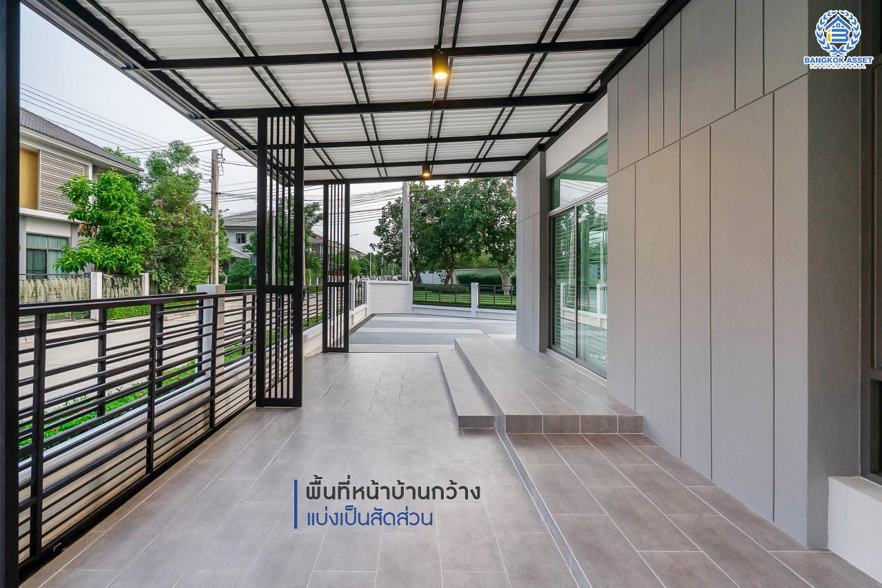 บ้านมือสองตกแต่งใหม่ หลังใหญ่ ห้องมุม! ม.เพอร์เฟคเพลส แจ้งวัฒนะ เนื้อที่ 76.7 ตร.ว. ฟังก์ชั่น 3 ห้องนอน 5 ห้องน้ำ (ห้องนอนมีห้องน้ำในตัวทุกห้อง) พร้อมห้องแม่บ้าน ตกแต่งหรูหรา Built-in Furniture ทั้งหลัง มี Living Room รองรับทุกกิจกรรมความสุข บนทำเลศักยภาพ ใกล้เซ็นทรัลแจ้งวัฒนะ รถไฟฟ้า และเชื่อมสู่แจ้งวัฒนะและทางด่วน เพียง 5 นาที...