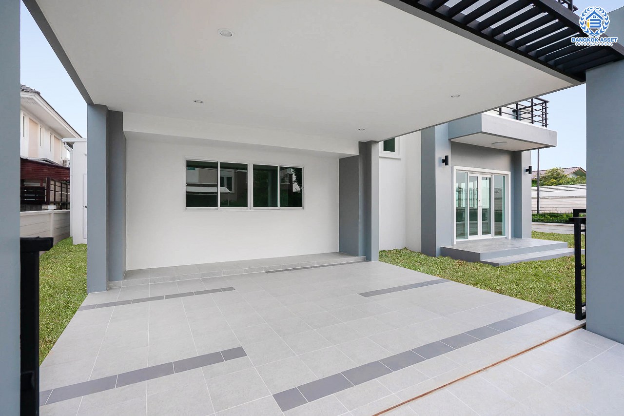 บ้านใหม่มือหนึ่งไม่เคยเข้าอยู่ บ้านเดี่ยวหลังใหญ่ซื้อ 1 เหมือนได้ 3!! ม.วิลล่าคุณาลัย2 บางใหญ่-เซ็นทรัลเวสต์เกต #หลังมุม เนื้อที่ 69.8 ตร.ว. หน้ากว้าง 19 เมตร! ฟังก์ชั่นจัดเต็ม 4 ห้องนอน 3 ห้องน้ำ 1 ห้องทำงาน บนทำเลเยี่ยม ใกล้ถนนกาญจนาฯ และเพียง 10 นาทีถึงรถไฟฟ้า "สถานีคลองบางไผ่"