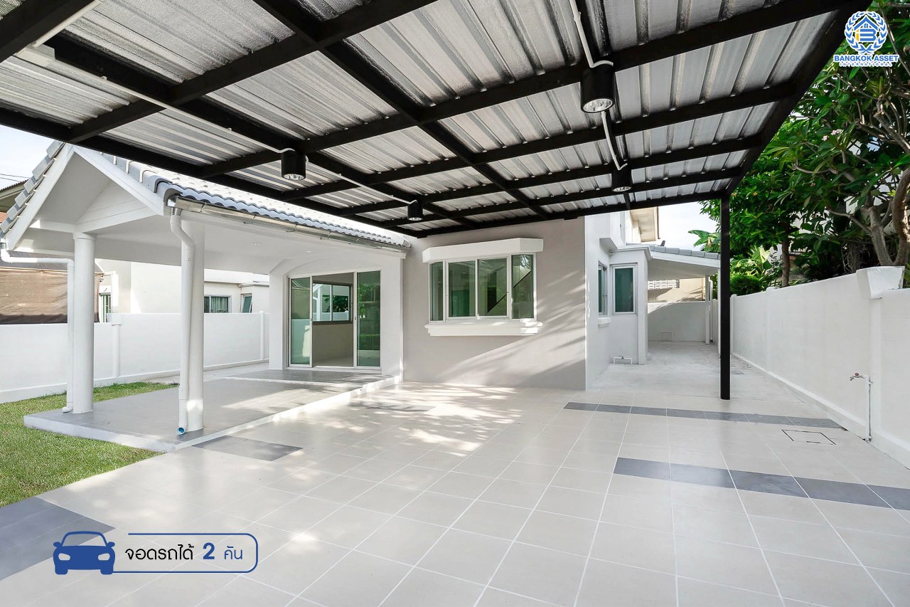 บ้านมือสองตกแต่งใหม่ ม.ศุภาลัยวิลล์ วงแหวน-รัตนาธิเบศร์ เนื้อที่ 50 ตร.ว. ฟังก์ชั่นครบ 3 ห้องนอน 2 ห้องน้ำ 1 ห้องอเนกประสงค์ปรับเปลี่ยนเป็นห้องนอนได้ มีWalk- in Closet และสามารถจอดรถได้ 2 คัน กว้างขวางพร้อมอยู่ บนทำเลเดินทางสะดวก ใกล้ถ.กาญจนาภิเษก เซ็นทรัลเวสต์เกต และรถไฟฟ้า "สถานีคลองบางไผ่"...