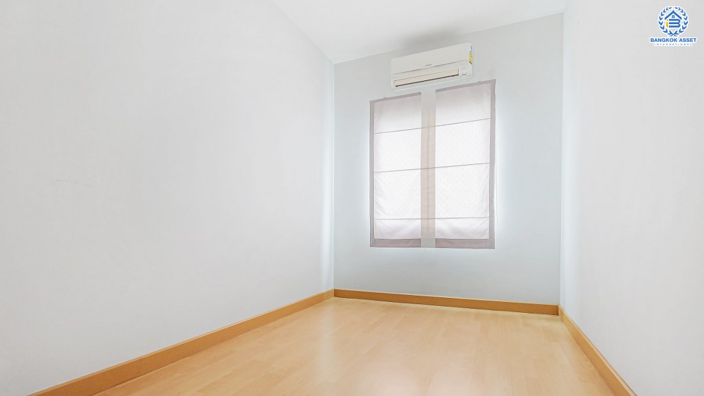 ทาวน์เฮ้าส์มือสองนนทบุรี ทำเลโซนเมือง ม.ซิตี้เซนส์ ประชาชื่น แบรนด์ดัง ปริญสิริ* บ้านต่อเติมครบ ฟังก์ชั่น 3 ห้องนอน แถมแอร์ 3 เครื่อง พร้อมเฟอร์นิเจอร์ เดินทางสะดวก ใกล้เดอะมอลล์ ม.ธุรกิจบัณฑิตย์ และทางด่วนงามวงศ์วาน...