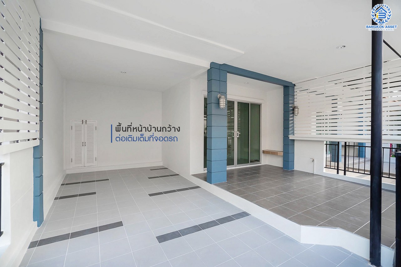 บ้านมือสองตกแต่งใหม่ ม.เดอะวิลล่า ราชพฤกษ์-ท่าอิฐ โซนใกล้ทะเลสาบและสวนสาธารณะ ตกแต่งสไตล์อบอุ่น เนื้อที่ 18 ตร.ว. คุณภาพแบรนด์ Property Perfect ฟังก์ชั่นครบ! 3 ห้องนอน 2 ห้องน้ำ บนทำเลเยี่ยมเชื่อมต่อทั้งถ.รัตนาธิเบศร์ และถ.ราชพฤกษ์ และเพียง 10 นาที ถึงรถไฟฟ้า "สถานีบางรักน้อยท่าอิฐ"...