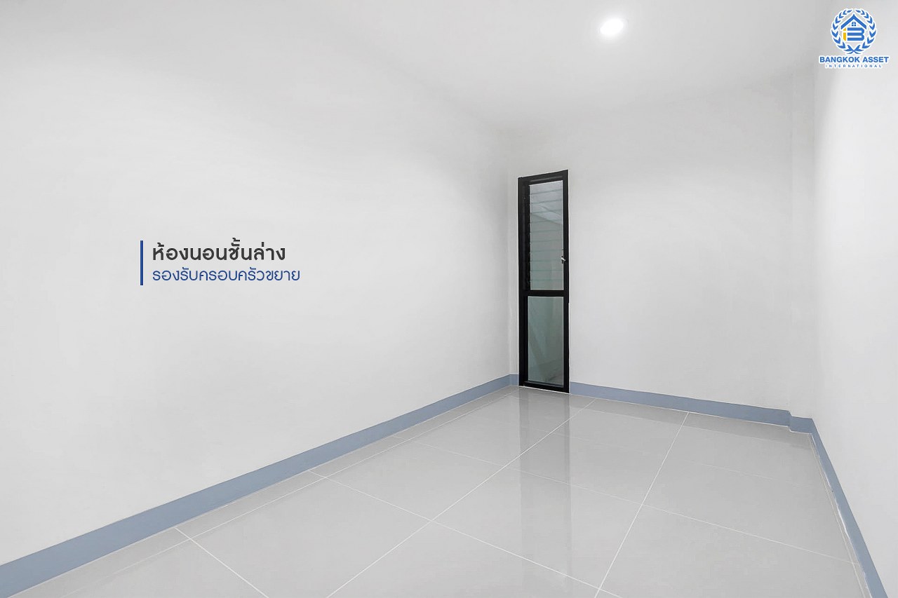 บ้านมือสองตกแต่งใหม่ ม.ลานทอง ติวานนท์-ปากเกร็ด หลังใหญ่พร้อมอยู่ บนเนื้อที่ 35 ตร.ว. ฟังก์ชั่น 3 ห้องนอน 2 ห้องน้ำ 2 ที่จอดรถ สะดวกทุกการเดินทาง บนทำเลติด ถ.ติวานนท์ ใกล้เซ็นทรัล และทางด่วน "แจ้งวัฒนะ" เพียง 5 นาทีถึง "ห้าแยกปากเกร็ด"...