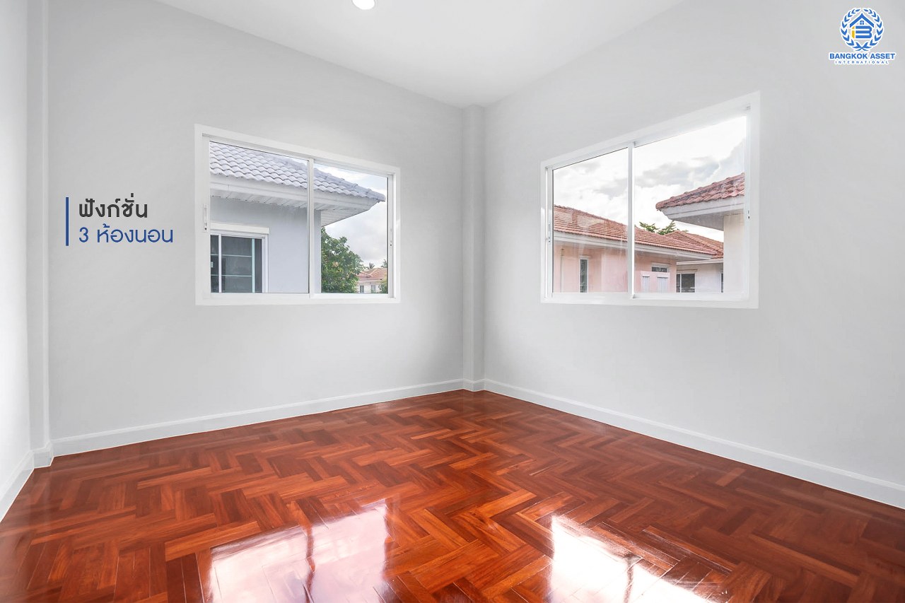 บ้านมือสองตกแต่งใหม่ ม.เพอร์เฟคเพลส2 ติดถ.รัตนาธิเบศร์ หลังใหญ่พร้อมอยู่ เนื้อที่ 57 ตร.ว. ดีไซน์โมเดิร์น ตกแต่งโทนอบอุ่น ฟังก์ชั่น 3 ห้องนอน 3 ห้องน้ำ 2 ที่จอดรถ บนที่สุดแห่งทำเลโซนเมือง เชื่อมต่อทุกการเดินทาง เพียง 5 นาที ถึง MRT "สถานีไทรม้า" ใกล้จุดขึ้นทางด่วน "งามวงศ์วาน"