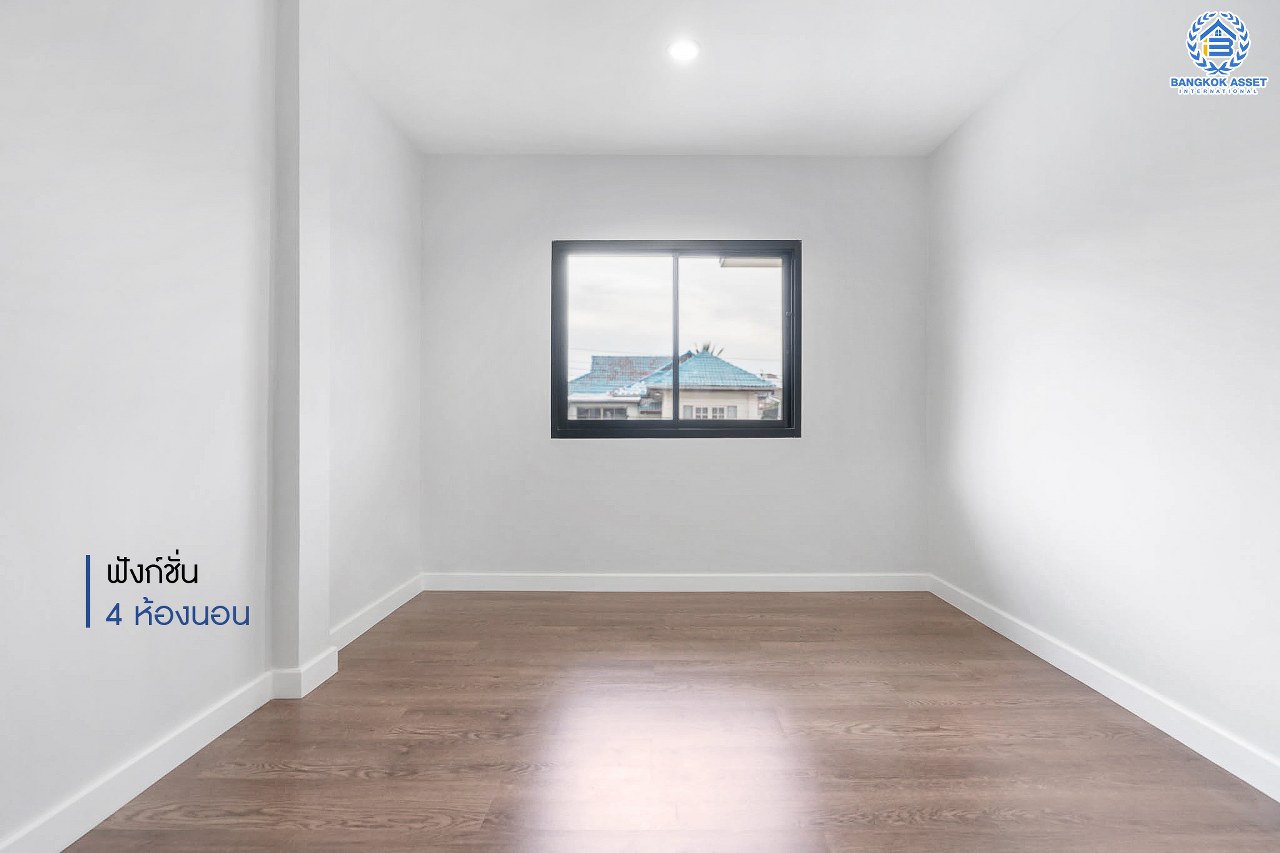 บ้านมือสองตกแต่งใหม่ ม.พลับพลาวิลล่า ตลิ่งชัน-บรมราชชนนี หลังใหญ่พิเศษพร้อมอยู่ เนื้อที่ 72 ตร.ว. ดีไซน์สวย ตกแต่งโทนอบอุ่น ฟังก์ชั่น 4 ห้องนอน 3 ห้องน้ำ 4 ที่จอดรถ บนทำเลเดินทางสะดวก เชื่อมต่อหลายเส้นทาง ใกล้เซ็นทรัลปิ่นเกล้า จุดขึ้นทางด่วน "ศรีรัช" และเพียง 10 นาทีถึงMRT "สถานีไฟฉาย"...