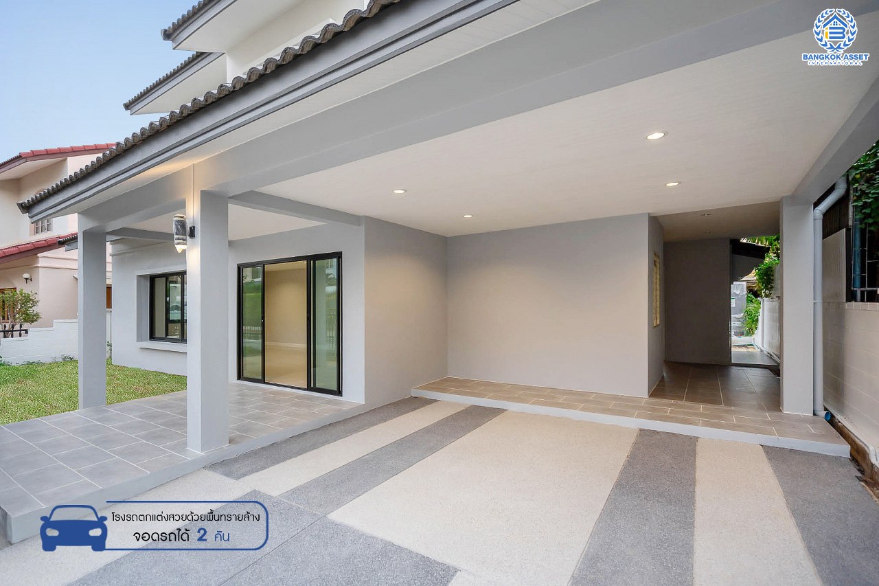 บ้านมือสองตกแต่งใหม่ ม.ปิ่นเกล้าการ์เด้นซิตี้ พุทธมณฆลสาย 2 หลังใหญ่ เนื้อที่ 62.3 ตร.ว. บรรยากาศเป็นส่วนตัว ฟังก์ชั่น 5 ห้องนอน (มีห้องแม่บ้าน) 3 ห้องน้ำ พร้อม Living Room กว้างขวาง บนทำเลเดินทางสะดวก ทางคู่ขนานลอยฟ้าบรมราชชนนี  และเพียง 10 นาทีถึงเซ็นทรัลปิ่นเกล้า