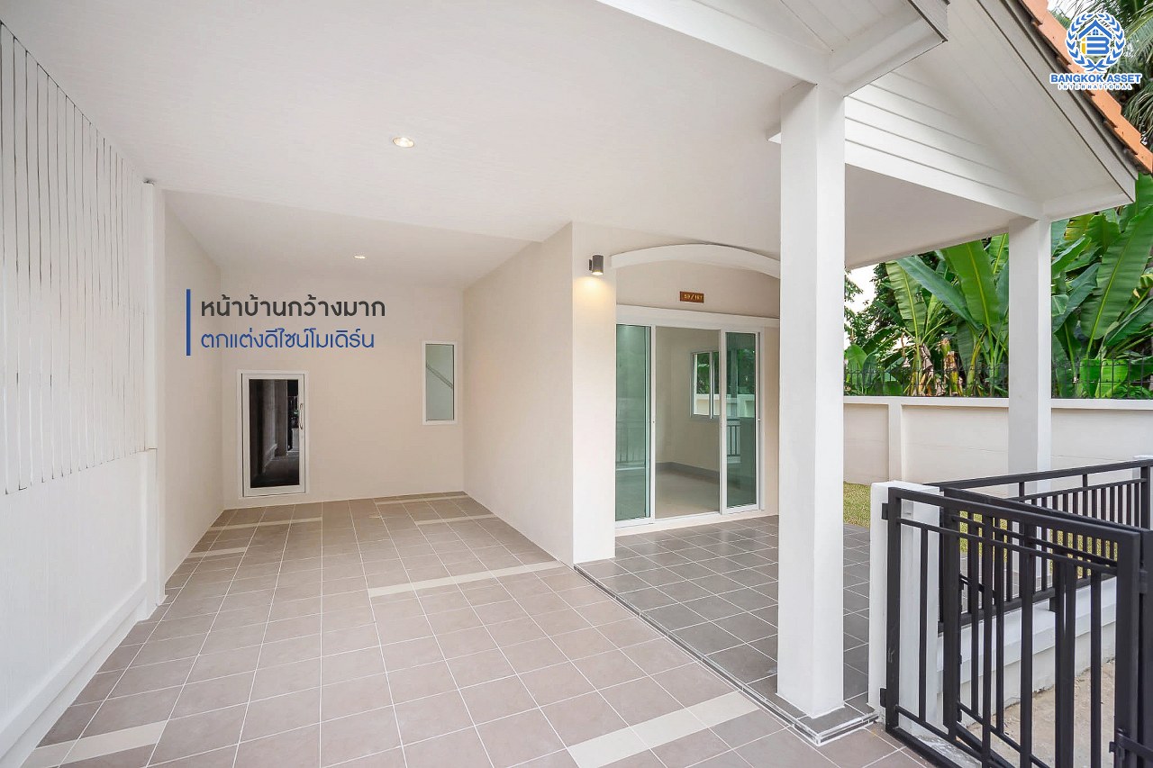 บ้านมือสองตกแต่งใหม่ ทาวน์เฮ้าส์ ห้องมุม! หลังใหญ่มาก เนื้อที่ 31.3 ตร.ว. ม.เปี่ยมสุข รัตนาธิเบศร์-พระนั่งเกล้า ต่อเติมเต็ม พร้อมอยู่ ฟังก์ชั่นจัดเต็ม 3 ห้องนอน 2 ห้องน้ำ ตอบโจทย์ทุกการเข้าอยู่ บนทำเลโซนเมือง ติดถ.รัตนาธิเบศร์ ใกล้เซ็นทรัลรัตนาธิเบศร์ และรถไฟฟ้าสถานี "สะพานพระนั่งเกล้า"