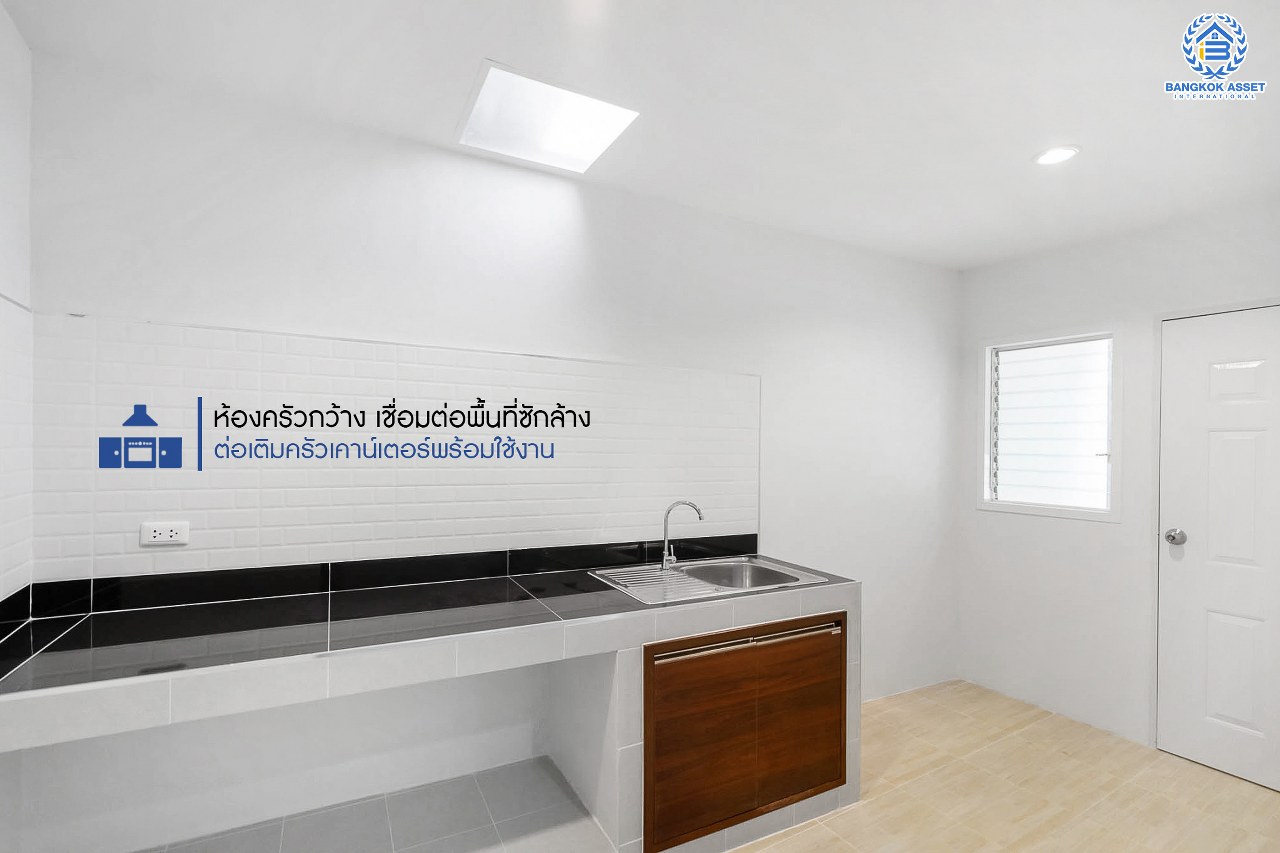 บ้านมือสองตกแต่งใหม่ ทาวน์เฮ้าส์ ห้องมุม! หลังใหญ่มาก เนื้อที่ 31.3 ตร.ว. ม.เปี่ยมสุข รัตนาธิเบศร์-พระนั่งเกล้า ต่อเติมเต็ม พร้อมอยู่ ฟังก์ชั่นจัดเต็ม 3 ห้องนอน 2 ห้องน้ำ ตอบโจทย์ทุกการเข้าอยู่ บนทำเลโซนเมือง ติดถ.รัตนาธิเบศร์ ใกล้เซ็นทรัลรัตนาธิเบศร์ และรถไฟฟ้าสถานี "สะพานพระนั่งเกล้า"