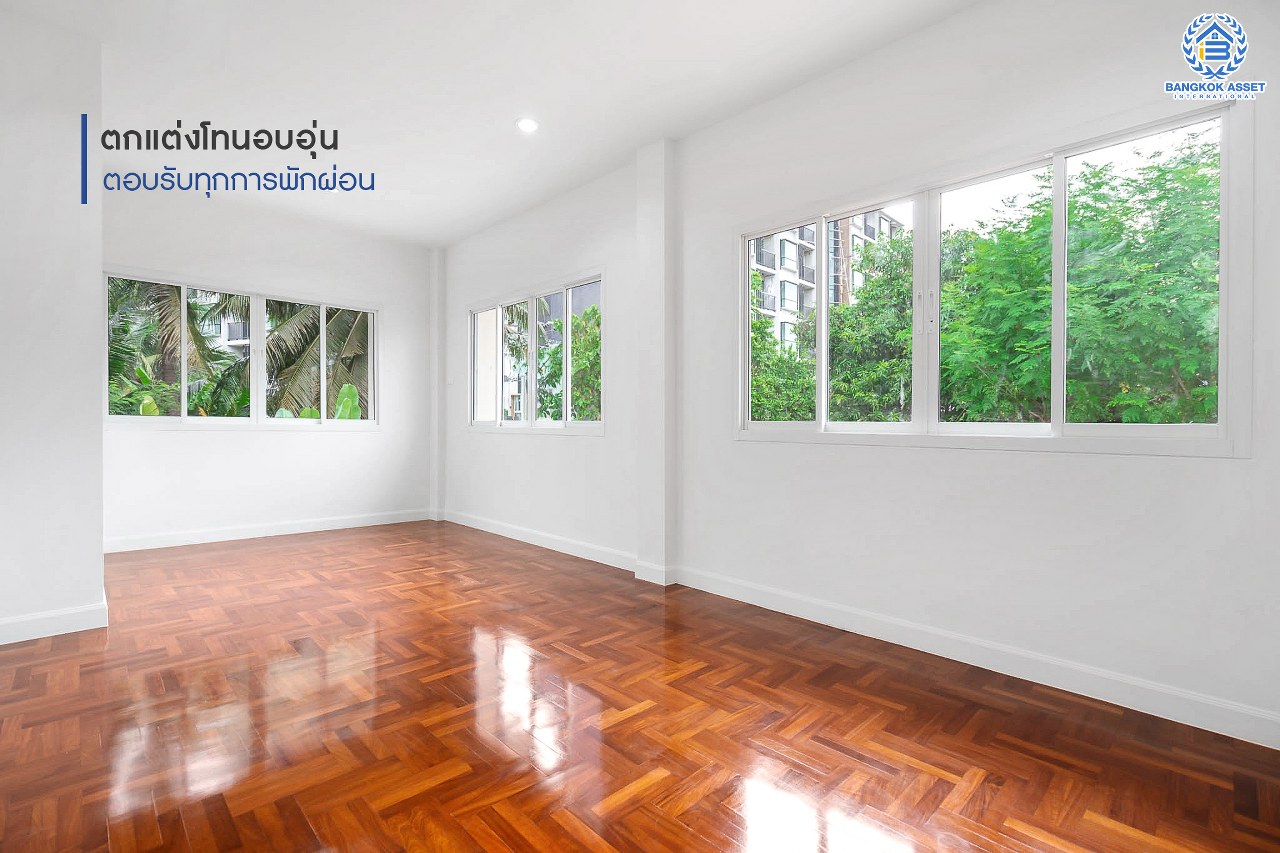 บ้านมือสองตกแต่งใหม่ ทาวน์เฮ้าส์ ห้องมุม! หลังใหญ่มาก เนื้อที่ 31.3 ตร.ว. ม.เปี่ยมสุข รัตนาธิเบศร์-พระนั่งเกล้า ต่อเติมเต็ม พร้อมอยู่ ฟังก์ชั่นจัดเต็ม 3 ห้องนอน 2 ห้องน้ำ ตอบโจทย์ทุกการเข้าอยู่ บนทำเลโซนเมือง ติดถ.รัตนาธิเบศร์ ใกล้เซ็นทรัลรัตนาธิเบศร์ และรถไฟฟ้าสถานี "สะพานพระนั่งเกล้า"