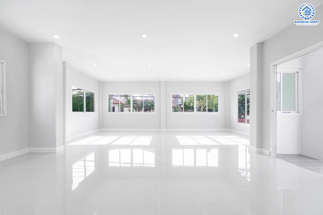 บ้านมือสองตกแต่งใหม่ ม.คุณาลัย บางใหญ่-เซ็นทรัลเวสต์เกต หลังใหญ่ ห้องมุมสุดคุ้ม! พร้อมทุกการเข้าอยู่ เนื้อที่ 59.4 ตร.ว. ฟังก์ชั่น 3 ห้องนอน 1 ห้องอเนกประสงค์ 2 ห้องน้ำ สามารถจอดรถได้ 3 คัน บนทำเลเดินทางสะดวก ติดถนนใหญ่ ใกล้รถไฟฟ้าสถานี "คลองบางไผ่"