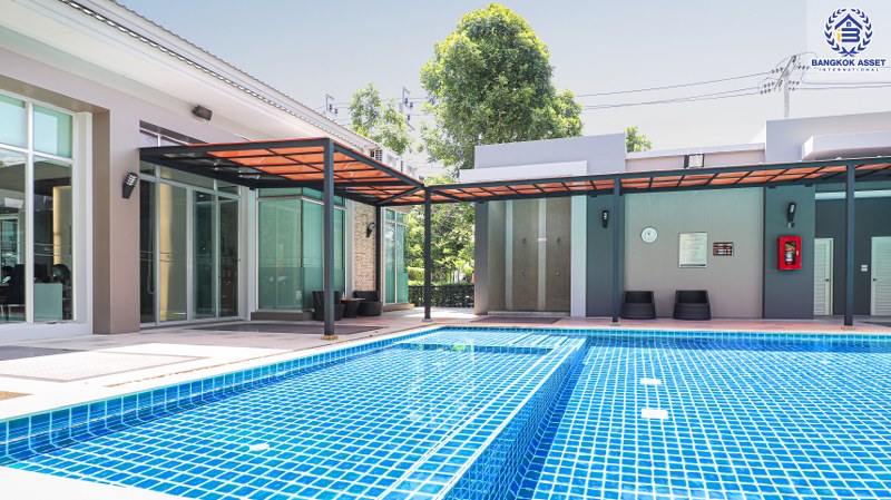 บ้านเดี่ยวมือสองนนทบุรี แบรนด์ดังจาก SC ASSET โครงการ ไลฟ์บางกอกบลูเลอวาร์ด ราชพฤกษ์-รัตนาธิเบศร์ บ้านสวยตกแต่ง/ต่อเติมพร้อมอยู่ เนื้อที่ 52.3 ตร.ว. ฟังก์ชั่น 4 ห้องนอน 3 ห้องน้ำ แถมแอร์ 2 เครื่อง! โดดเด่นบนทำเลศักยภาพ ติดถนนราชพฤกษ์ ใกล้รถไฟฟ้า "สถานีบางรักน้อยท่าอิฐ"...