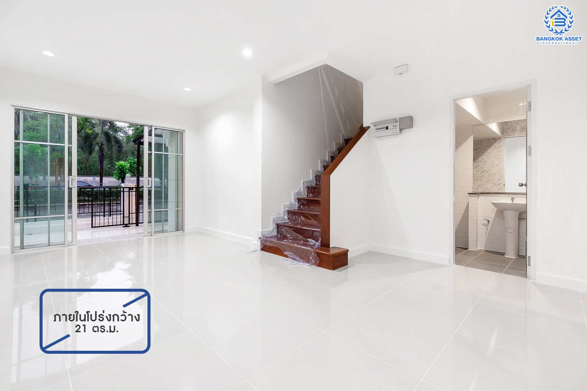 บ้านมือสองตกแต่งใหม่ ม.เดอะวิลล่า ราชพฤกษ์-ท่าอิฐ หน้าบ้านไม่ชนใคร เดินทางสะดวก ตกแต่งสไตล์สไตล์ยุโรป เนื้อที่ 18 ตร.ว. คุณภาพ Property Perfect ฟังก์ชั่นครบ! 3 ห้องนอน 2 ห้องน้ำ บนทำเลเยี่ยมเชื่อมต่อทั้งถ.รัตนาธิเบศร์ และถ.ราชพฤกษ์ และเพียง 10 นาที ถึงรถไฟฟ้า "สถานีบางรักน้อยท่าอิฐ...