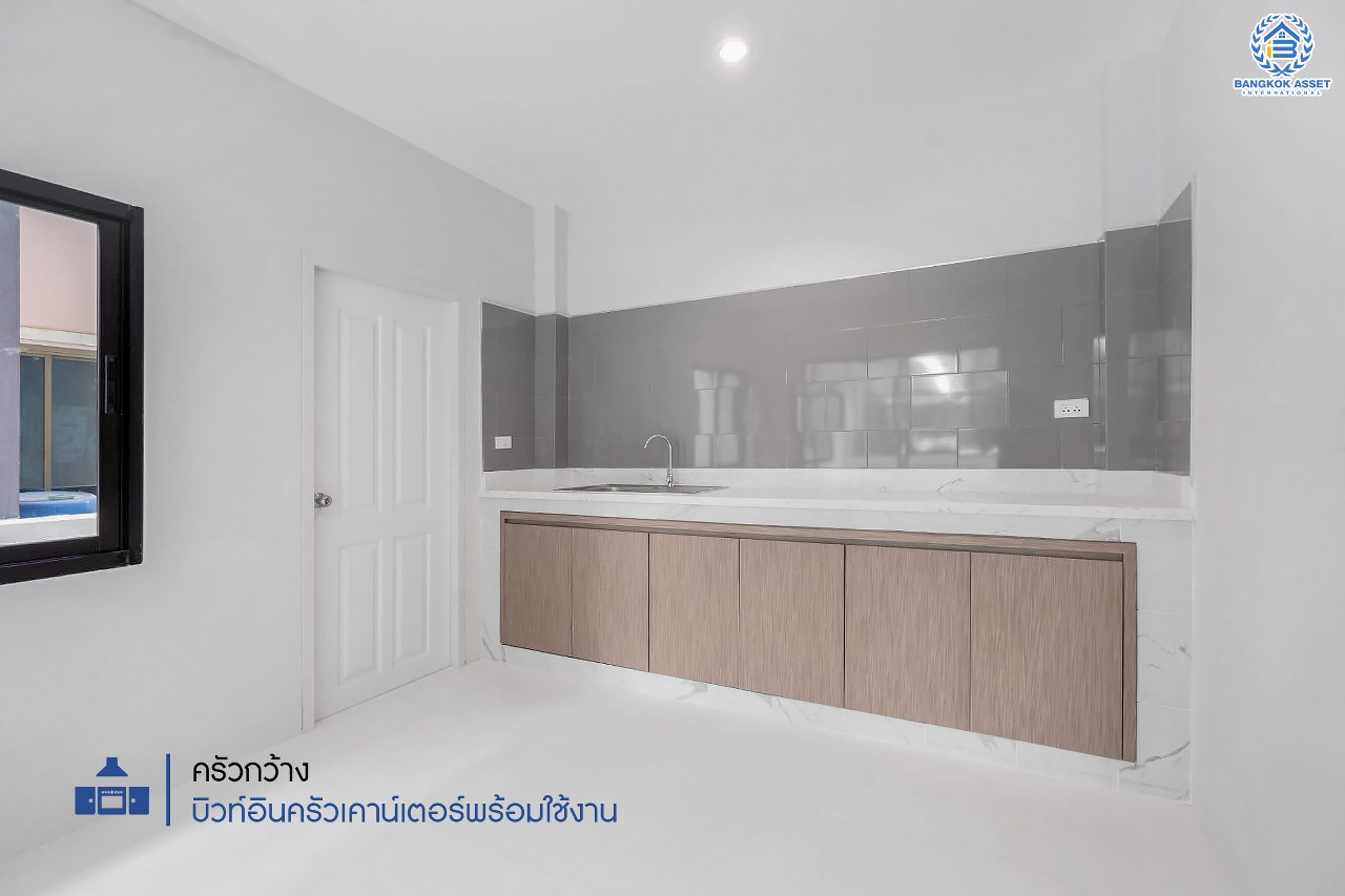 บ้านมือสองตกแต่งใหม่ ม.ปฐวีกาญจน์ ประชาชื่น-แจ้งวัฒนะ บ้านหลังมุม ทำเลโซนเมือง ดีไซน์สุดClassic เนื้อที่ 65 ตร.ว. ฟังก์ชั่น 4 ห้องนอน 3 ห้องน้ำ มี Living Room กว้างขวางบนพื้นที่ใช้สอยกว่า 319.6 ตร.ม. เดินทางสู่ใจกลางเมืองได้อย่างรวดเร็ว ใกล้เซ็นทรัลแจ้งวัฒนะ สนามบินดอนเมือง ทางด่วนศรีสมาน และรถไฟฟ้าสายสีแดง...