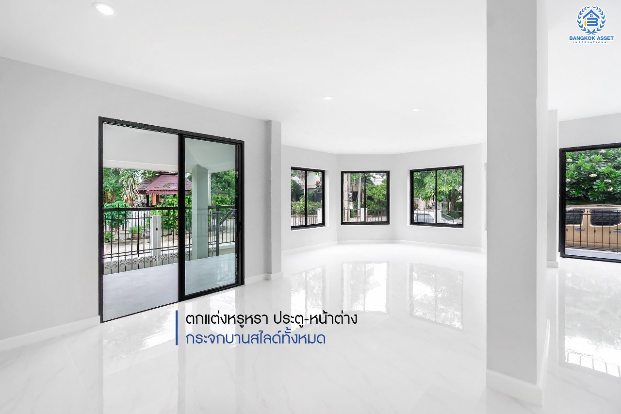 บ้านมือสองตกแต่งใหม่ ม.ปฐวีกาญจน์ ประชาชื่น-แจ้งวัฒนะ บ้านหลังมุม ทำเลโซนเมือง ดีไซน์สุดClassic เนื้อที่ 65 ตร.ว. ฟังก์ชั่น 4 ห้องนอน 3 ห้องน้ำ มี Living Room กว้างขวางบนพื้นที่ใช้สอยกว่า 319.6 ตร.ม. เดินทางสู่ใจกลางเมืองได้อย่างรวดเร็ว ใกล้เซ็นทรัลแจ้งวัฒนะ สนามบินดอนเมือง ทางด่วนศรีสมาน และรถไฟฟ้าสายสีแดง...