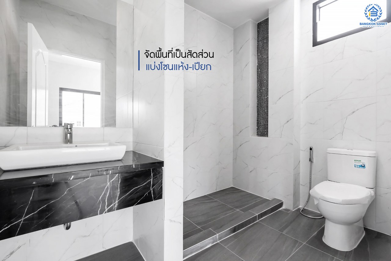 บ้านมือสองตกแต่งใหม่ #หลังมุม ม.บุญโต ทำเลโซนเมือง! แจ้งวัฒนะ-ประชาชื่น เนื้อที่ 50 ตร.ว. ฟังก์ชั่นจัดเต็ม 4 ห้องนอน 3 ห้องน้ำ  รองรับทุกการอยู่อาศัย ทำเลเดินทางสะดวกเพียง 1 กม.จากจุดขึ้นทางด่วนศรีสมาน ใกล้เมืองทองธานี และเซ็นทรัลแจ้งวัฒนะ