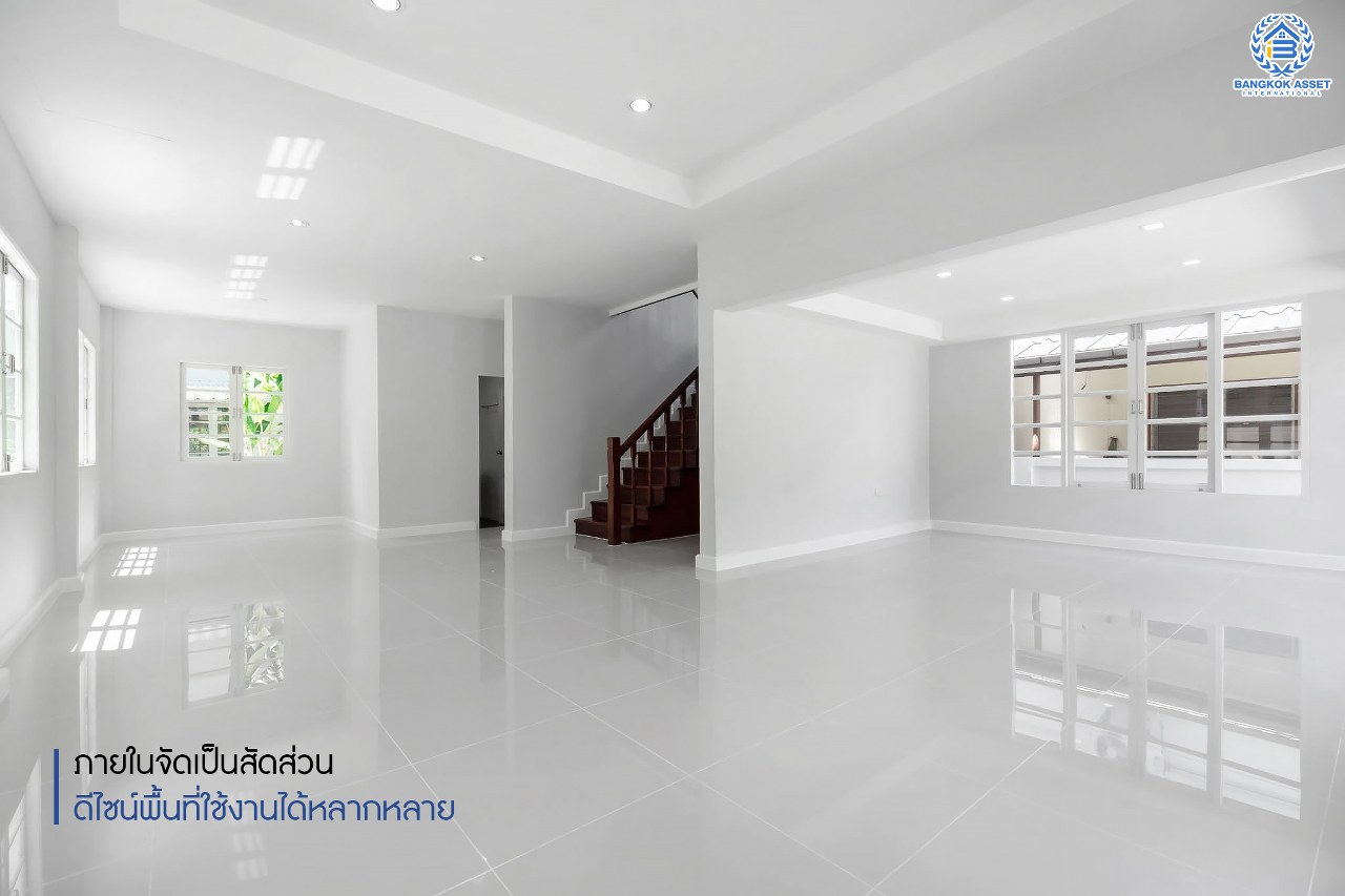 บ้านมือสองตกแต่งใหม่ ม.สีวลี ติวานนท์-ปากเกร็ด เนื้อที่ 50 ตร.ว. ฟังก์ชั่นครบ 3 ห้องนอน 2 ห้องน้ำ ตอบโจทย์ทุกการอยู่อาศัย บนทำเลเดินทางสะดวกสบาย เชื่อมสู่ต่อหลายเส้นทางทั้ง ใกล้ห้าแยกปากเกร็ด เซ็นทรัลแจ้งวัฒนะ และรถไฟฟ้าสายอนาคต