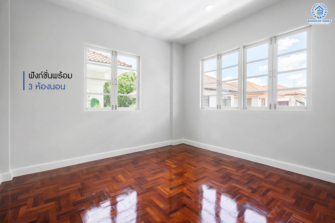 บ้านมือสองตกแต่งใหม่ ม.สีวลี ติวานนท์-ปากเกร็ด เนื้อที่ 50 ตร.ว. ฟังก์ชั่นครบ 3 ห้องนอน 2 ห้องน้ำ ตอบโจทย์ทุกการอยู่อาศัย บนทำเลเดินทางสะดวกสบาย เชื่อมสู่ต่อหลายเส้นทางทั้ง ใกล้ห้าแยกปากเกร็ด เซ็นทรัลแจ้งวัฒนะ และรถไฟฟ้าสายอนาคต