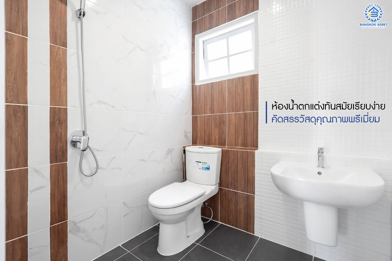 บ้านมือสองตกแต่งใหม่ ม.สีวลี ติวานนท์-ปากเกร็ด เนื้อที่ 50 ตร.ว. ฟังก์ชั่นครบ 3 ห้องนอน 2 ห้องน้ำ ตอบโจทย์ทุกการอยู่อาศัย บนทำเลเดินทางสะดวกสบาย เชื่อมสู่ต่อหลายเส้นทางทั้ง ใกล้ห้าแยกปากเกร็ด เซ็นทรัลแจ้งวัฒนะ และรถไฟฟ้าสายอนาคต