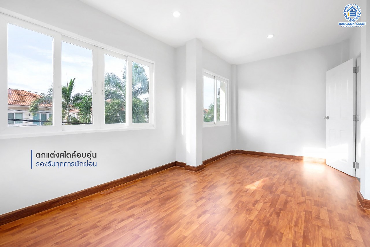 บ้านมือสองตกแต่งใหม่ ม.คาซ่าวิลล์ ราชพฤกษ์-รัตนาธิเบศร์2 (Q.House) ต่อเติมครบพร้อมเข้าอยู่ เนื้อที่ 54 ตร.ว. ฟังก์ชั่นจัดเต็ม 4 ห้องนอน 3 ห้องน้ำ 2 ที่จอดรถ บนทำเลศักยภาพ ติดถนนราชพฤกษ์ และเพียง 10 นาทีถึงรถไฟฟ้า "สถานีบางรักน้อยท่าอิฐ"