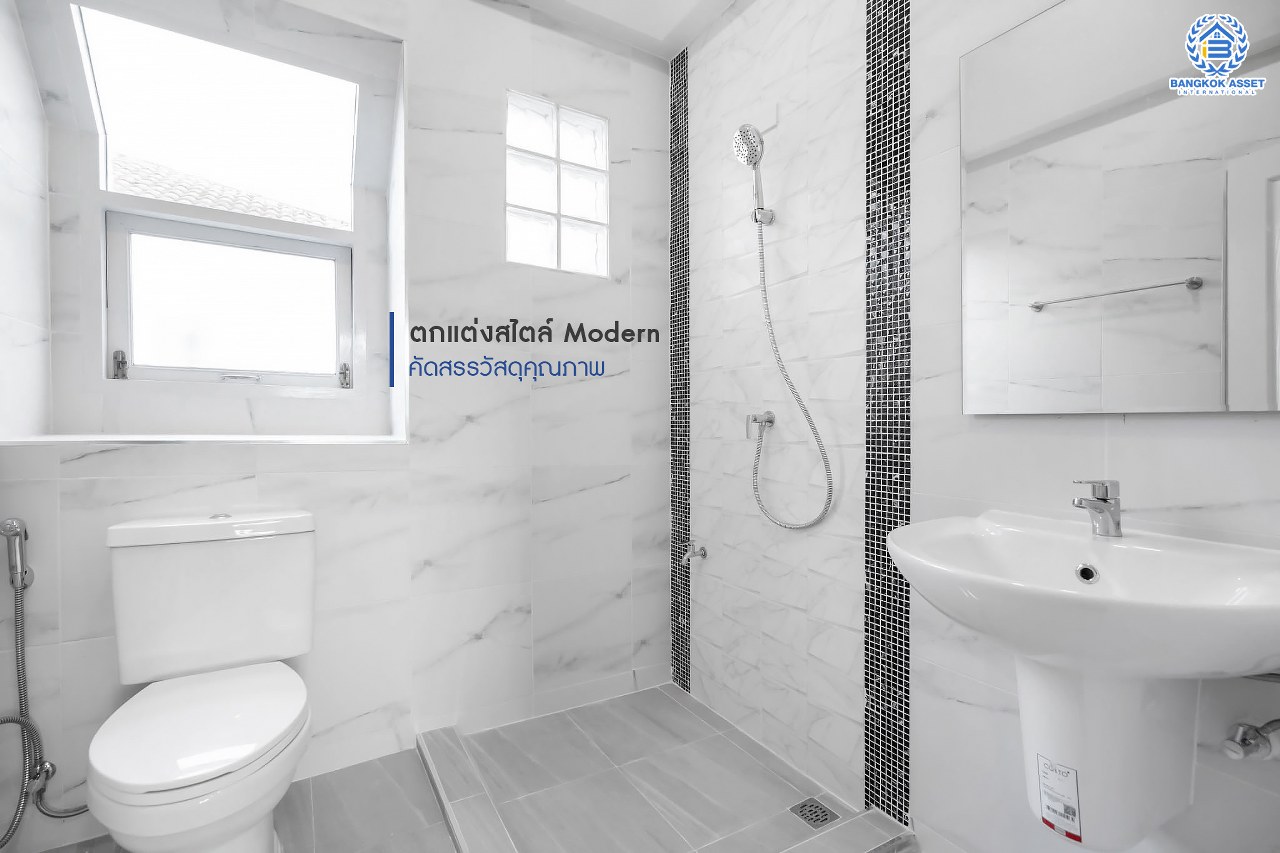 บ้านมือสองตกแต่งใหม่ คุณภาพแบรนด์ LH ม.ชัยพฤกษ์1 ติวานนท์-ราชพฤกษ์ เนื้อที่ 50.6 ตร.ว. ฟังก์ชั่น 3 ห้องนอน 2 ห้องน้ำ 2 ที่จอดรถ โซนต้นโครงการเดินทางสะดวก รองรับทุกการอยู่อาศัย บนทำเลติดถนน 345 เชื่อมต่อทั้งถ.ราชพฤกษ์ ,ติวานนท์ ใกล้โรบินสัน และทางด่วนศรีสมาน