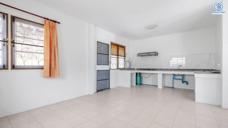 บ้านเดี่ยวมือสองนนทบุรี ม.เศรณีลากูน บางใหญ่-กาญจนาภิเษก (ซ.วัดลาดปลาดุก) บ้านพร้อมอยู่ เนื้อที่ 50 ตร.ว. ฟังก์ชั่น 3 ห้องนอน 3 ห้องน้ำ 2 ที่จอดรถ กว้างขวางบนพื้นที่ใช้สอยกว่า 200 ตร.ม. บนทำเลศักยภาพ เดินทางสะดวกสบาย ใกล้เซ็นทรัลเวสต์เกต และรถไฟฟ้าสายสีม่วง "สถานีคลองบางไผ่" ราคาสุดพิเศษ!!