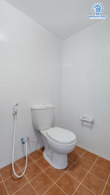 ทาวน์เฮ้าส์มือสองนนทบุรี ห้องมุม! ม.พฤกษา54 บางใหญ่-เซ็นทรัลเวสต์เกต (หน้ากว้าง 6 เมตร) บ้านพร้อมอยู่สไตล์โมเดิร์น ฟังก์ชั่น 3 นอน 2 น้ำ เนื้อที่เยอะ 30.3 ตร.ว. ระบบรักษาความปลอดภัยดีเยี่ยม เดินทางสะดวกเพียง 5 นาที* ถึงถนนกาญจนาฯ และรถไฟฟ้าสถานี "ตลาดบางใหญ่"...