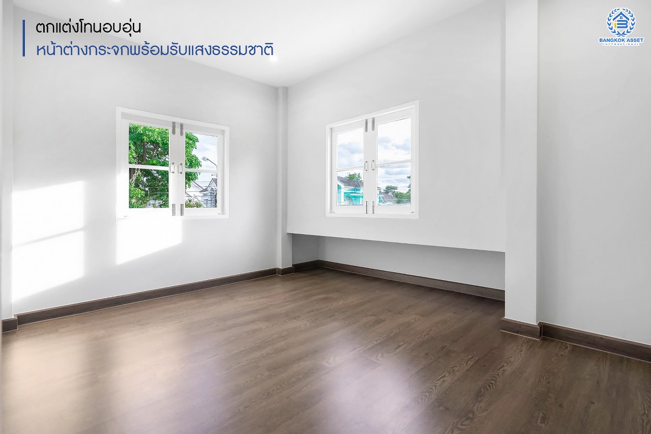 บ้านมือสองตกแต่งใหม่ ม.กฤษดานคร31 ปิ่นเกล้า ติดถนนบรมราชชนนี #หลังมุม โซนใกล้สวนสาธารณะ ฟังก์ชั่นจัดเต็ม 4 ห้องนอน 2 ห้องน้ำ 2 ที่จอดรถ รองรับความสุขบนเนื้อที่ดิน 58 ตร.ว. บนทำเลศักยภาพใกล้ทางคู่ขนานลอยฟ้าบรมราชชนนี และ เพียง 10 นาทีถึงเซ็นทรัลปิ่นเกล้า