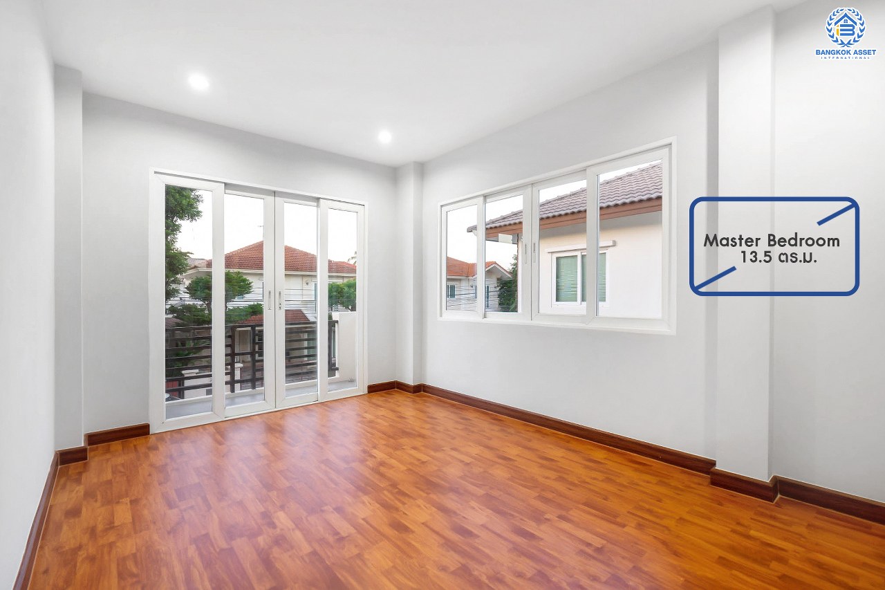 บ้านมือสองตกแต่งใหม่ ม.คาซ่าวิลล์ ราชพฤกษ์-รัตนาธิเบศร์1 (Q.House) ดีไซน์ทันสมัยพร้อมเข้าอยู่ เนื้อที่ 57 ตร.ว. ฟังก์ชั่น 3 ห้องนอน 3 ห้องน้ำ บนทำเลศักยภาพ ติดถนนราชพฤกษ์ และเพียง 10 นาทีถึงรถไฟฟ้า "สถานีบางรักน้อยท่าอิฐ"...