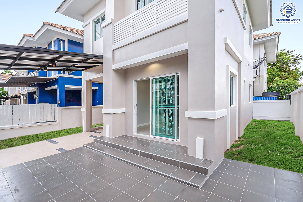 บ้านมือสองตกแต่งใหม่ ม.แลนซีโอ วงแหวนฯ-ปิ่นเกล้า (ซ.วัดพระเงิน) #หลังมุม สังคมคุณภาพแบรนด์ ลลิลพร็อพเพอร์ตี้ เนื้อที่ 40.5 ตร.ว. ฟังก์ชั่น 3นอน 2น้ำ 2 ที่จอดรถ บนทำเลเดินทางสะดวก ใกล้ถ.กาญจนาภิเษก เข้า-ออกได้หลายเส้นทาง *เพียง 5 นาทีถึงจุดขึ้นทางด่วน "ศรีรัช"...