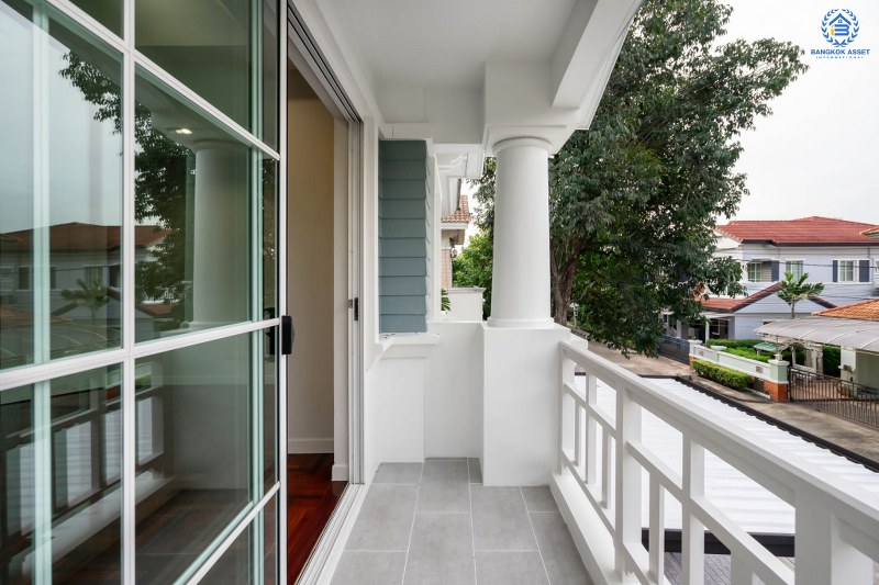 บ้านมือสองตกแต่งใหม่ หลังใหญ่ #แปลงมุม เนื้อที่ 85.5 ตร.ว. โครงการ มัณฑนา ติดถนนราชพฤกษ์ สังคมคุณภาพแบรนด์ LH ฟังก์ชั่นจัดเต็ม 3 ห้องนอน 3 ห้องน้ำ 2 ที่จอดรถ พร้อม Living Room และ Facilities ครบ! บนทำเลศักยภาพ เดินทางสะดวก ใกล้วงเวียนพระราม5 และMRT "สถานีบางรักน้อยท่าอิฐ"