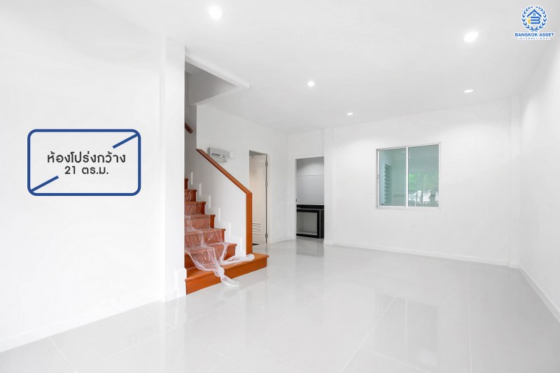 บ้านมือสองตกแต่งใหม่ จาก Property Perfect โครงการ เดอะวิลล่า ราชพฤกษ์-ท่าอิฐ หลังมุม! ตกแต่งพร้อมเข้าอยู่ เนื้อที่ 18 ตร.ว. ฟังก์ชั่นครบ 3 ห้องนอน 2 ห้องน้ำ รองรับทุกการอยู่อาศัย บนทำเลใกล้รถไฟฟ้า สถานีบางรักน้อยท่าอิฐ เชื่อมต่อทั้งถ.รัตนาธิเบศร์ และถ.ราชพฤกษ์...