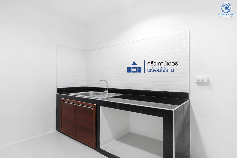 บ้านมือสองตกแต่งใหม่ จาก Property Perfect โครงการ เดอะวิลล่า ราชพฤกษ์-ท่าอิฐ หลังมุม! ตกแต่งพร้อมเข้าอยู่ เนื้อที่ 18 ตร.ว. ฟังก์ชั่นครบ 3 ห้องนอน 2 ห้องน้ำ รองรับทุกการอยู่อาศัย บนทำเลใกล้รถไฟฟ้า สถานีบางรักน้อยท่าอิฐ เชื่อมต่อทั้งถ.รัตนาธิเบศร์ และถ.ราชพฤกษ์...