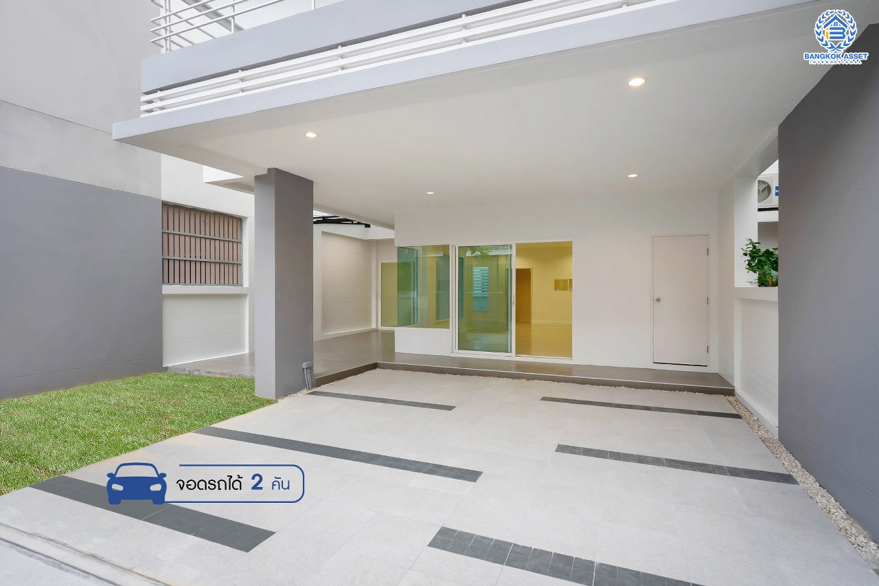 บ้านมือสองตกแต่งใหม่ ม.เดอะคลัสเตอร์วิลล์ 4 ราชพฤกษ์ – สิรินธร  #หลังใหญ่ เนื้อที่ 32 ตร.ว. ฟังก์ชั่น 3 ห้องนอน 2 ห้องน้ำ 2 ที่จอดรถ พื้นที่ใช้สอย 195 ตร.ม. Master Bedroom มี Built-in Furniture พร้อม Facilitie ครบครัน การเดินทางสะดวก ใกล้วงเวียนพระรามห้า ,The Walk และจุดขึ้นทางด่วน "ศรีรัช"