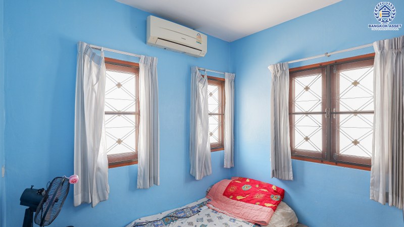 บ้านเดี่ยวมือสองนนทบุรี ม.ประดับดาว1-4 ราชพฤกษ์ หลังใหญ่ เนื้อที่ 60.1 ตร.ว. ฟังก์ชั่น 4 ห้องนอน 2 ห้องน้ำ ต่อเติมเต็ม บนทำเลเยี่ยม! ใกล้ถนนราชพฤกษ์ และรถไฟฟ้า "บางรักน้อยท่าอิฐ"