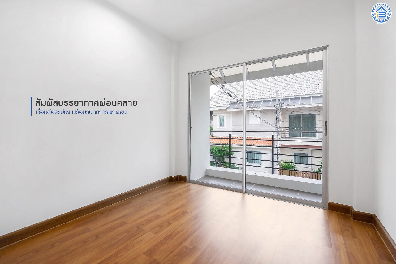 บ้านมือสองตกแต่งใหม่ ม.เกนวิลล์ บางใหญ่-เซ็นทรัลเวสต์เกต บ้านแฝด #ห้องมุม เนื้อที่ 36 ตร.ว. ฟังก์ชั่น 3 ห้องนอน 2 ห้องน้ำ 2 ที่จอดรถ พร้อมทุกการเข้าอยู่ บนทำเลเดินทางสะดวก ใกล้ถ.กาญจนาภิเษก เพียง 10 นาทีถึงรถไฟฟ้า "สถานีคลองบางไผ่"...