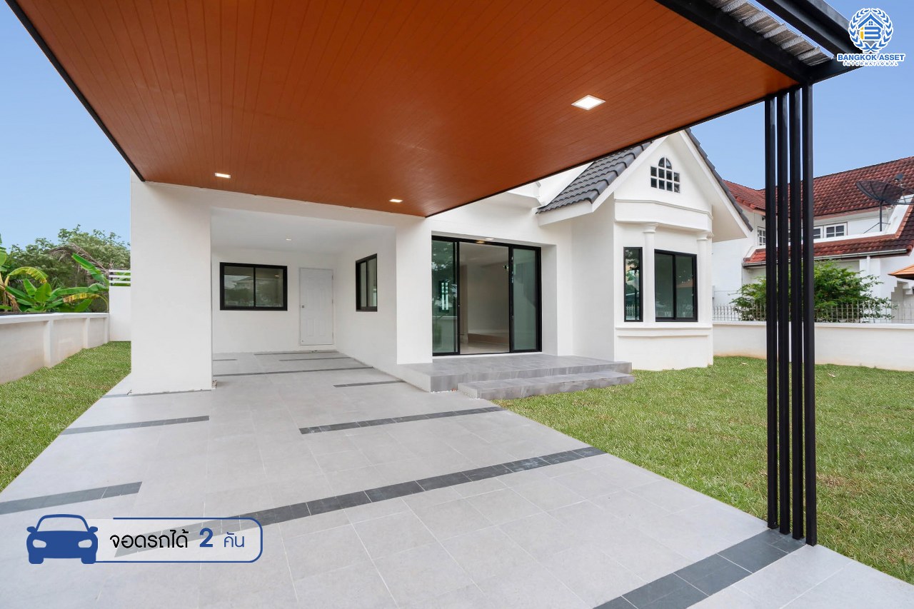 บ้านมือสองตกแต่งใหม่ หลังใหญ่พิเศษ!! เนื้อที่ 80 ตร.ว. #หลังมุม วิวทะเลสาบ ม.กฤษดานคร20 ปิ่นเกล้า ติดถนนบรมราชชนนี ตกแต่งผสมผสานกลิ่นอายยุโรป ด้วยดีไซน์บ้านแบบTudor style รูปแบบสถาปัตยกรรมสุดClassicจากอังกฤษ พร้อมฟังก์ชั่นจัดเต็ม 4 ห้องนอน 2 ห้องน้ำ 2 ที่จอดรถ บนทำเลใกล้ทางคู่ขนานลอยฟ้าบรมราชชนนี และเซ็นทรัลปิ่นเกล้า