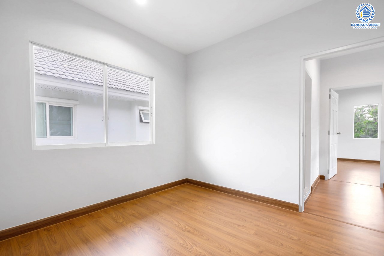 บ้านมือสองตกแต่งใหม่ หลังใหญ่ #แปลงมุม เนื้อที่ 58 ตร.ว. ม.เพอร์เฟคพาร์ค พระราม5-บางใหญ่ (ซ.วัดพระนอน) ตกแต่งสไตล์อบอุ่น คุณภาพแบรนด์ Property perfect  พื้นที่ข้างบ้านกว้าง ฟังก์ชั่นจัดเต็ม 3 ห้องนอน 3 ห้องน้ำ 2 ที่จอดรถ ทำเลใกล้วงแหวนกาญจนาฯ , Central Westgate และรถไฟฟ้าสายสีม่วง "สถานีตลาดบางใหญ่"