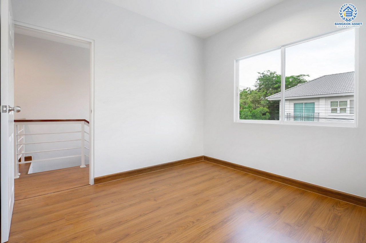 บ้านมือสองตกแต่งใหม่ หลังใหญ่ #แปลงมุม เนื้อที่ 58 ตร.ว. ม.เพอร์เฟคพาร์ค พระราม5-บางใหญ่ (ซ.วัดพระนอน) ตกแต่งสไตล์อบอุ่น คุณภาพแบรนด์ Property perfect  พื้นที่ข้างบ้านกว้าง ฟังก์ชั่นจัดเต็ม 3 ห้องนอน 3 ห้องน้ำ 2 ที่จอดรถ ทำเลใกล้วงแหวนกาญจนาฯ , Central Westgate และรถไฟฟ้าสายสีม่วง "สถานีตลาดบางใหญ่"