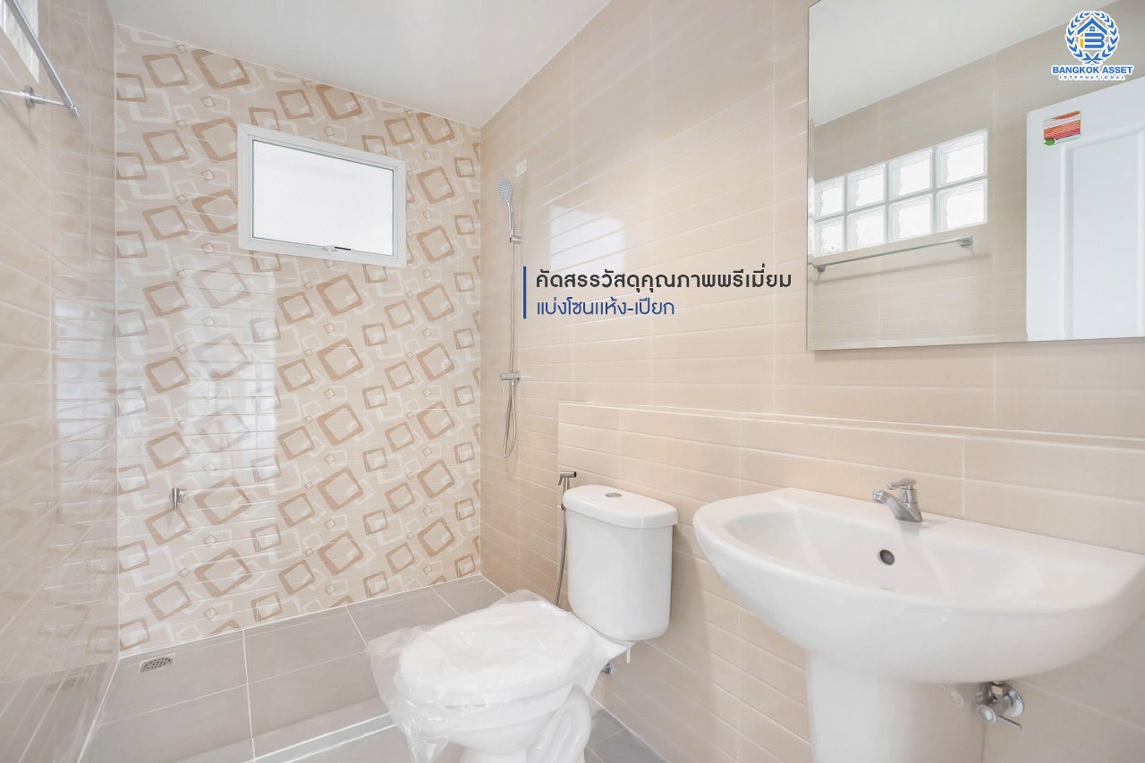 บ้านมือสองตกแต่งใหม่ คุณภาพแบรนด์ LH ม.ชลลดา บางใหญ่-เซ็นทรัลเวสต์เกต เนื้อที่ 52.5 ตร.ว. ฟังก์ชั่น 3 ห้องนอน 2 ห้องน้ำ สามารถจอดรถได้ถึง 3 คัน Facility ครบครัน พร้อมทุกการเข้าอยู่ บนทำเลเดินทางสะดวก ใกล้ถ.กาญจนาภิเษก เพียง 10 นาทีถึงรถไฟฟ้า "สถานีคลองบางไผ่"