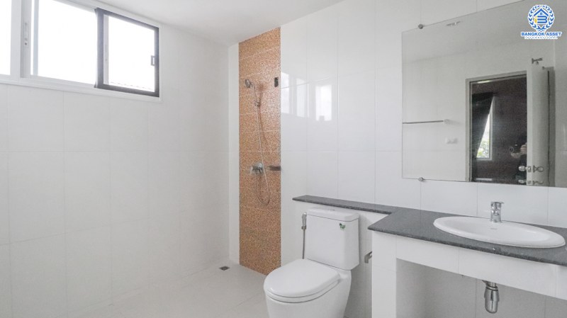 บ้านเดี่ยวมือสองนนทบุรี ม.สัมมากร ชัยพฤกษ์-วงแหวน บ้านใหม่อายุโครงการเพียง 2 ปีเท่านั้น!! หลังใหญ่พร้อมอยู่ เนื้อที่ 65.3 ตร.ว. ฟังก์ชั่น 3 ห้องนอน 3 ห้องน้ำ บนทำเลเดินทางสะดวก ทำเลดี เดินทางสะดวกสบาย ใกล้ทางด่วน พร้อมเชื่อมสู่ถนนแจ้งวัฒนะได้อย่างรวดเร็ว