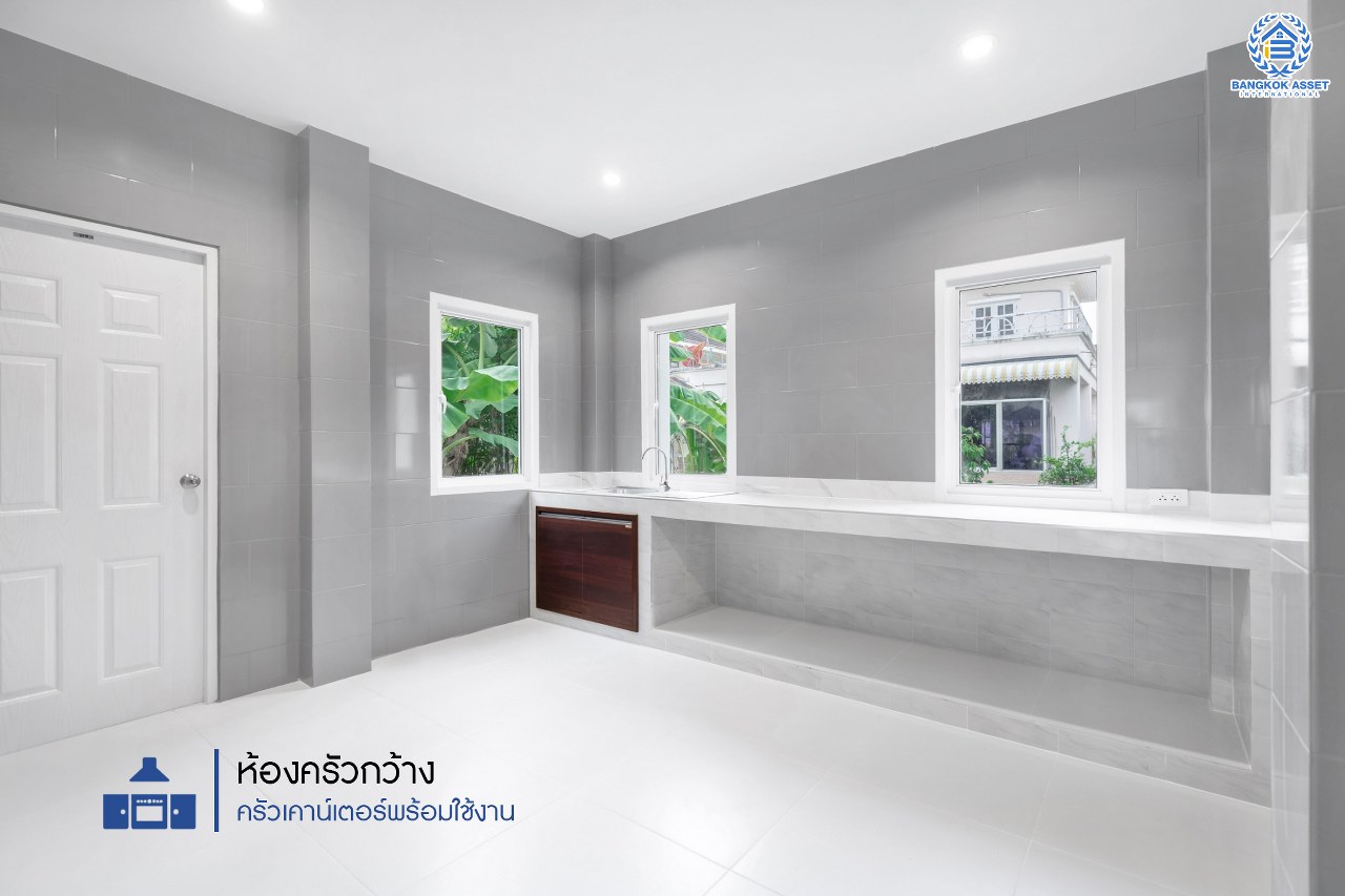 บ้านมือสองตกแต่งใหม่ ม.กฤษดานคร31 ปิ่นเกล้า ติดถนนบรมราชชนนี ฟังก์ชั่นจัดเต็ม 3 ห้องนอน 3 ห้องน้ำ Terrace กว้าง รองรับความสุขบนเนื้อที่ดิน 54.6 ตร.ว. พื้นที่ใช้สอยกว่า 200 ตร.ม. บนทำเลศักยภาพใกล้ทางคู่ขนานลอยฟ้าบรมราชชนนี และเซ็นทรัลปิ่นเกล้า...