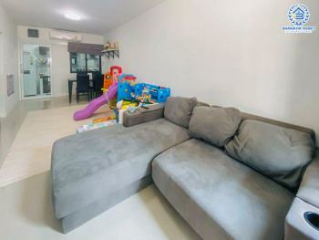 ทาวน์เฮาส์มือสองนนทบุรี โครงการจากแบรนด์ AP ม.พลีโน่ บางใหญ่-เซ็นทรัลเวสต์เกต เนื้อที่ 18 ตร.ว. ฟังก์ชั่น 3 ห้องนอน 2 ห้องน้ำ ต่อเติมครบพร้อมอยู่ สิ่งอำนวยความสะดวกภายในโครงการครบครัน บนทำเลเดินทางสะดวก ใกล้รถไฟฟ้าสถานีคลองบางไผ่