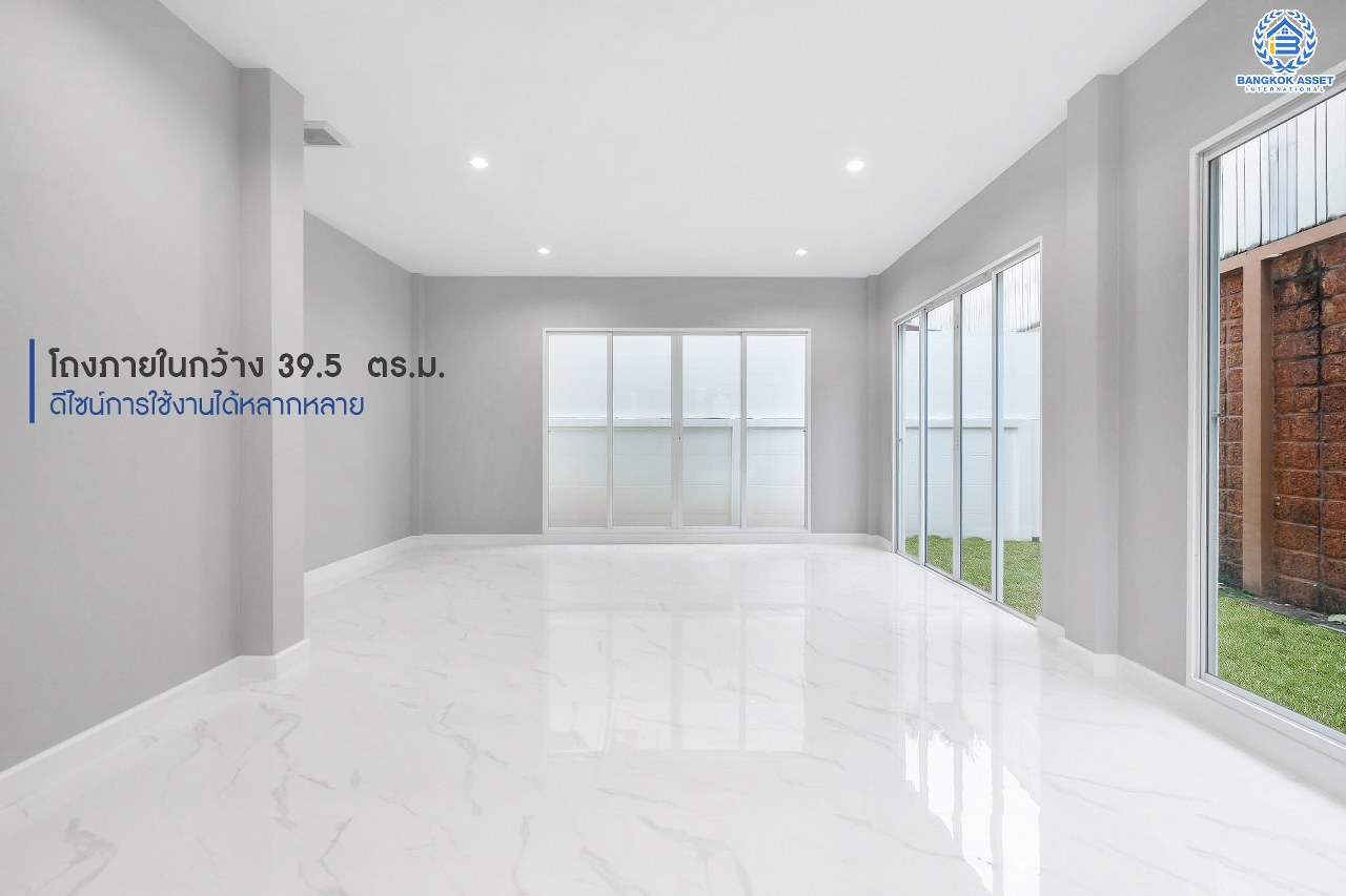 บ้านมือสองตกแต่งใหม่ ดีไซน์สุดหรู ม.บางกอกบูเลอวาร์ด ราชพฤกษ์-พระราม5-2 หลังใหญ่ #แปลงมุม เนื้อที่ 57.1 ตร.ว. บนสังคมคุณภาพ SC Asset* รองรับครอบครัวใหญ่ด้วยฟังก์ชั่นจัดเต็ม 4 ห้องนอน 4 ห้องน้ำ (ห้องนอนชั้นบนทุกห้องมีห้องน้ำในตัว) 2 ที่จอดรถ บนทำเลติดถนนราชพฤกษ์ ใกล้วงเวียนพระรามห้า ,ทางด่วน และเพียง 10 ถึงรถไฟฟ้า "สถานีบางรักใหญ่"