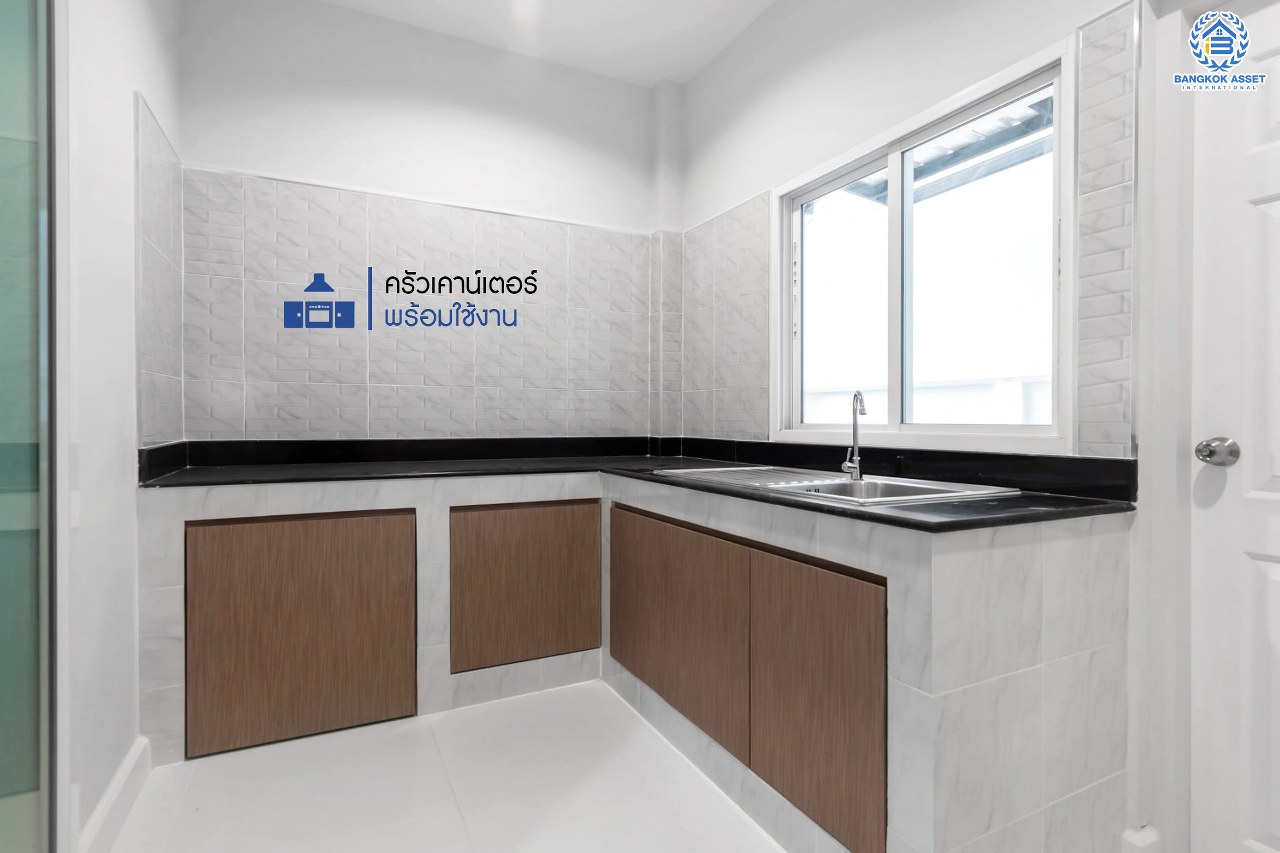 บ้านมือสองตกแต่งใหม่ ดีไซน์สุดหรู ม.บางกอกบูเลอวาร์ด ราชพฤกษ์-พระราม5-2 หลังใหญ่ #แปลงมุม เนื้อที่ 57.1 ตร.ว. บนสังคมคุณภาพ SC Asset* รองรับครอบครัวใหญ่ด้วยฟังก์ชั่นจัดเต็ม 4 ห้องนอน 4 ห้องน้ำ (ห้องนอนชั้นบนทุกห้องมีห้องน้ำในตัว) 2 ที่จอดรถ บนทำเลติดถนนราชพฤกษ์ ใกล้วงเวียนพระรามห้า ,ทางด่วน และเพียง 10 ถึงรถไฟฟ้า "สถานีบางรักใหญ่"