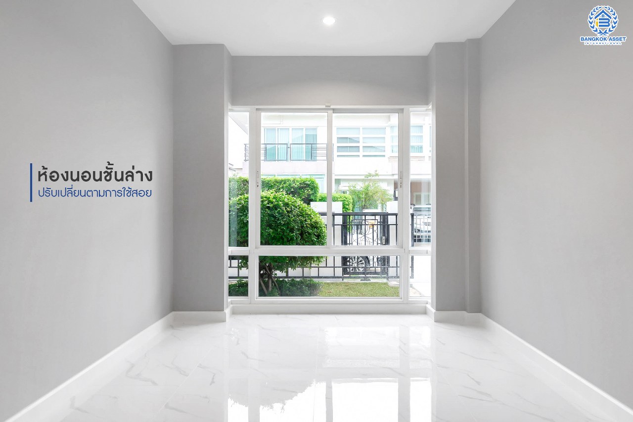 บ้านมือสองตกแต่งใหม่ ดีไซน์สุดหรู ม.บางกอกบูเลอวาร์ด ราชพฤกษ์-พระราม5-2 หลังใหญ่ #แปลงมุม เนื้อที่ 57.1 ตร.ว. บนสังคมคุณภาพ SC Asset* รองรับครอบครัวใหญ่ด้วยฟังก์ชั่นจัดเต็ม 4 ห้องนอน 4 ห้องน้ำ (ห้องนอนชั้นบนทุกห้องมีห้องน้ำในตัว) 2 ที่จอดรถ บนทำเลติดถนนราชพฤกษ์ ใกล้วงเวียนพระรามห้า ,ทางด่วน และเพียง 10 ถึงรถไฟฟ้า "สถานีบางรักใหญ่"