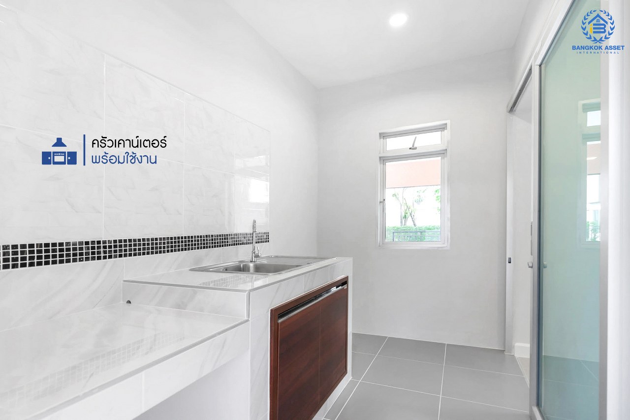 บ้านมือสองตกแต่งใหม่ แบรนด์หรู SC ASSET โครงการ ไลฟ์บางกอกบลูเลอวาร์ด ราชพฤกษ์-รัตนาธิเบศร์ หลังใหญ่ #แปลงมุม เนื้อที่ 54.9 ตร.ว. ตกแต่งดีไซน์ ตอบโจทย์ทุกการอยู่อาศัย ฟังก์ชั่นพร้อม 3 ห้องนอน 3 ห้องน้ำ 2 ที่จอดรถ บนทำเลศักยภาพ ติดถนนราชพฤกษ์ เพียง 5 นาทีถึงรถไฟฟ้า "สถานีบางรักน้อยท่าอิฐ".....