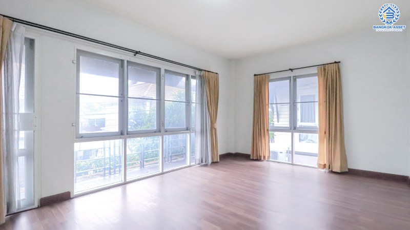 บ้านเดี่ยวมือสองนนทบุรี ติดทางด่วนงามวงศ์วาน ม.ณดล งามวงศ์วาน เนื้อที่ 42.1 ตร.ว. ฟังก์ชั่น 3 ห้องนอน 2 ห้องน้ำ 2 ที่จอดรถ สะดวกสบายบนทำเลใจกลางเมือง ใกล้กับ The Mall งามวงศ์วาน , พันธุ์ทิพย์ฯลฯ ,กระทรวงสาธารณสุข และรถไฟฟ้าสายสีม่วง...