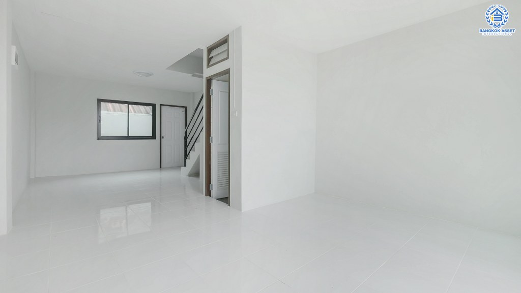 *****ทาวน์โฮมมมือหนึ่งปทุมธานี ไม่เคยเข้าอยู่! โครงการ อิมเมจิน ติวานนท์-ปทุมธานี เนื้อที่ 16 ตร.ว. ฟังก์ชั่น 2 ห้องนอนใหญ่ 2 ห้องน้ำ เดินทางสะดวก บนทำเลติดถนนติวานนท์ ใกล้จุดขึ้น–ลงทางด่วนศรีสมาน ราคาพิเศษสุดๆ