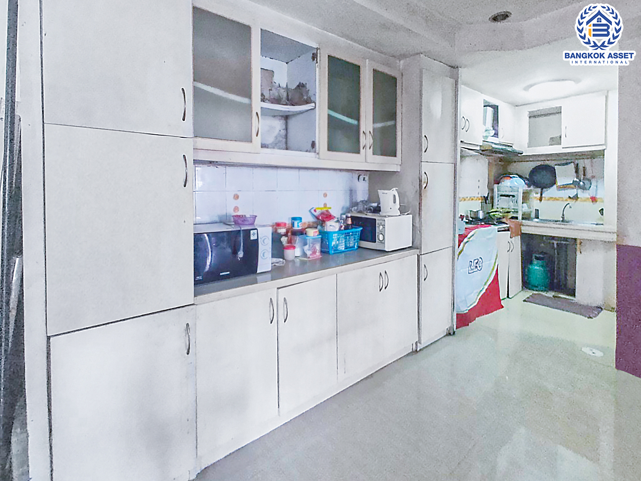 ทาวน์เฮ้าส์มือสอง ม.ภัทรไพรเวท3 บางบัวทอง-MRT บางพลู หลังใหญ่พร้อมอยู่ เนื้อที่ 31.9 ตร.ว. ฟังก์ชั่น 3 ห้องนอน 2 ห้องน้ำ บนทำเลเชื่อมต่อรัตนาธิเบศร์ ชัยพฤกษ์ ราชพฤกษ์ ใกล้เซ็นทรัลฯ และรถไฟฟ้า "สถานีบางพลู"